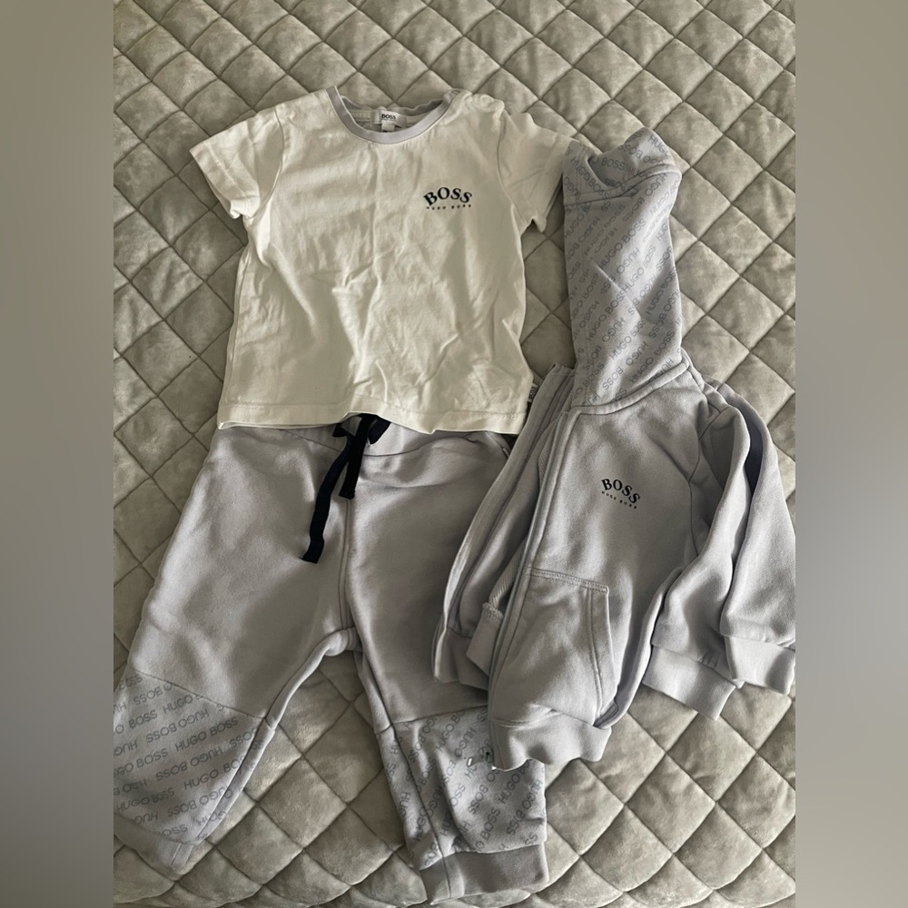 Hugo Boss Baby Sweatsuit 9 month
